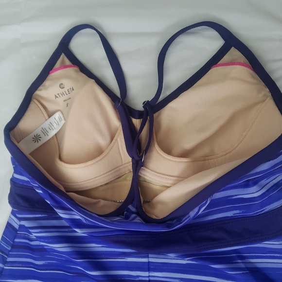 ⭐ Athleta Striped Racerback Athletic Dress | Women’s Small | Built-In Bra - Picture 12 of 12
